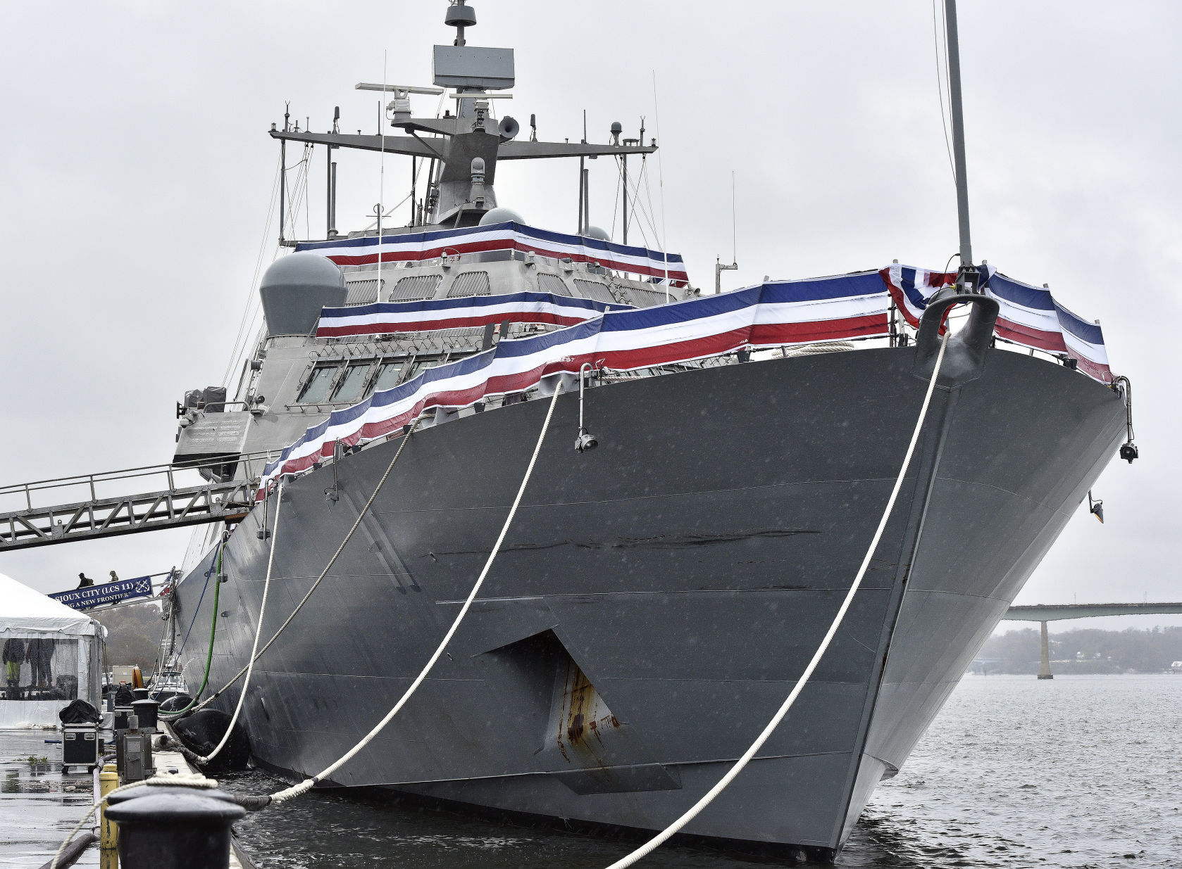 USS Sioux City commissioning tour
